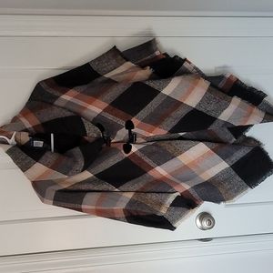 APT. 9 Cape/Poncho/Shawl. NWOT.